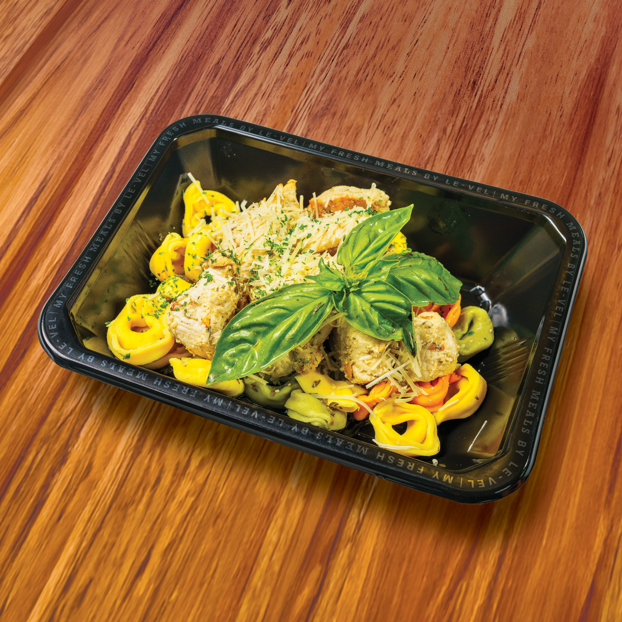 See zoomed view of THRIVE My Fresh Meals Savory Garlic Chicken & Cheesellini Tray